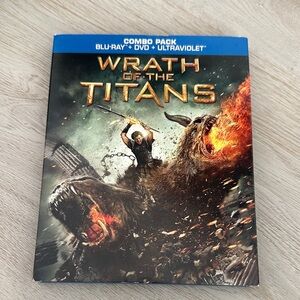 Wrath of the Titans Blu-ray Combo Pack